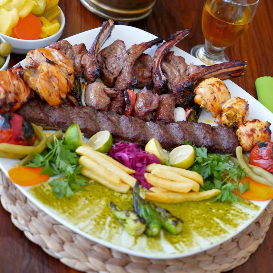 بشقاب ویژه رستوران برگ 